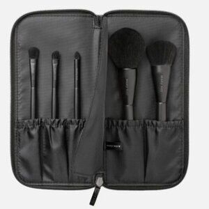 Mary Kay Essential Brush Collection